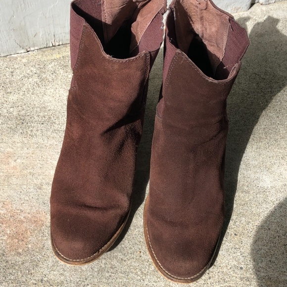 Jeffrey Campbell Suede Boot - Picture 2 of 7